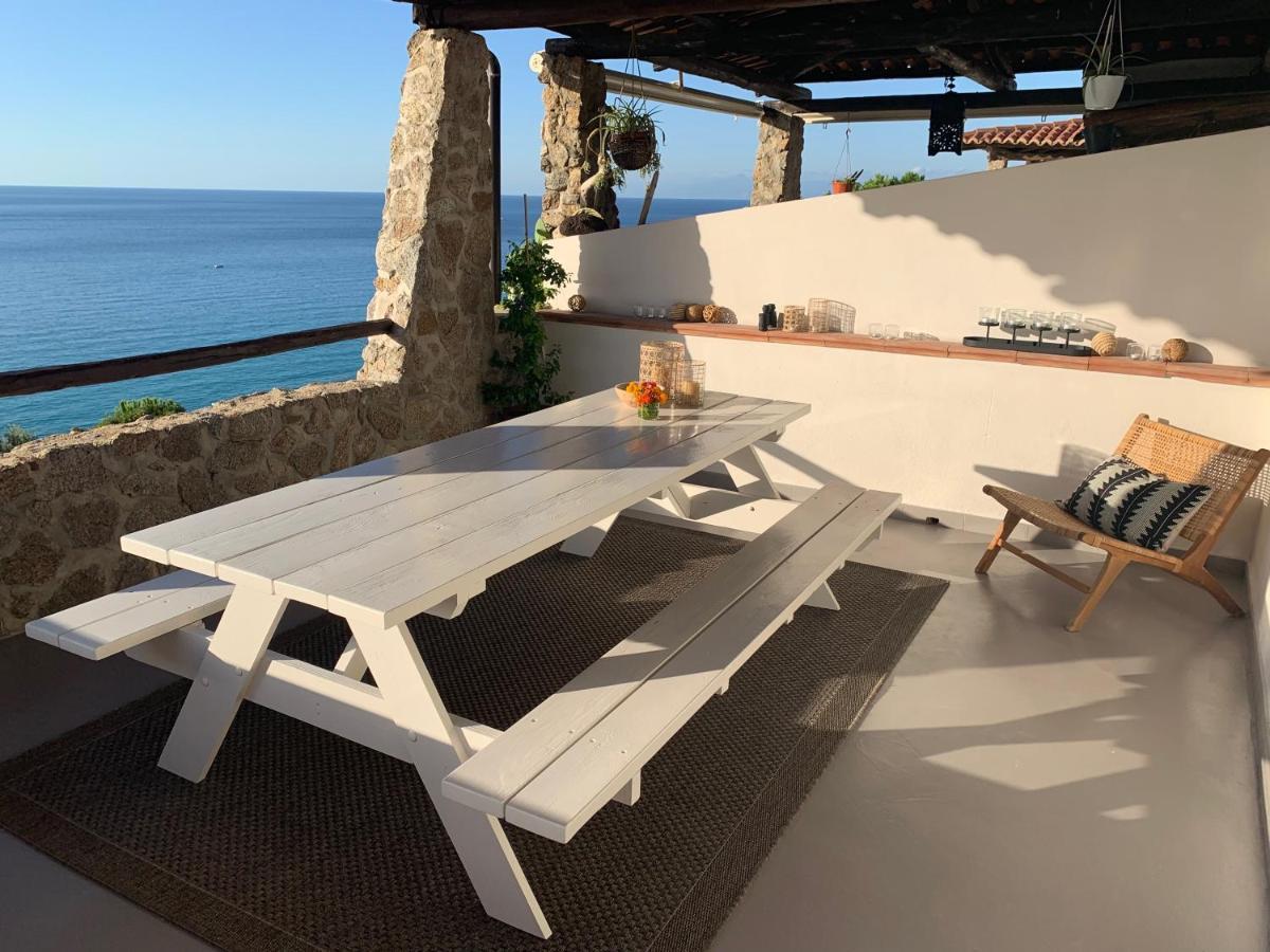 Boutique Apartment With Beach Within Walking Distance, Near Tropea Parghelia Exterior photo