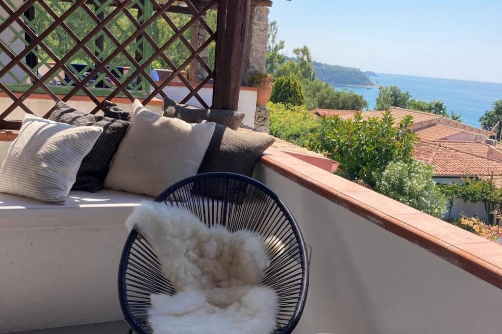 Boutique Apartment With Beach Within Walking Distance, Near Tropea Parghelia Exterior photo