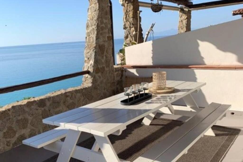 Boutique Apartment With Beach Within Walking Distance, Near Tropea Parghelia Exterior photo