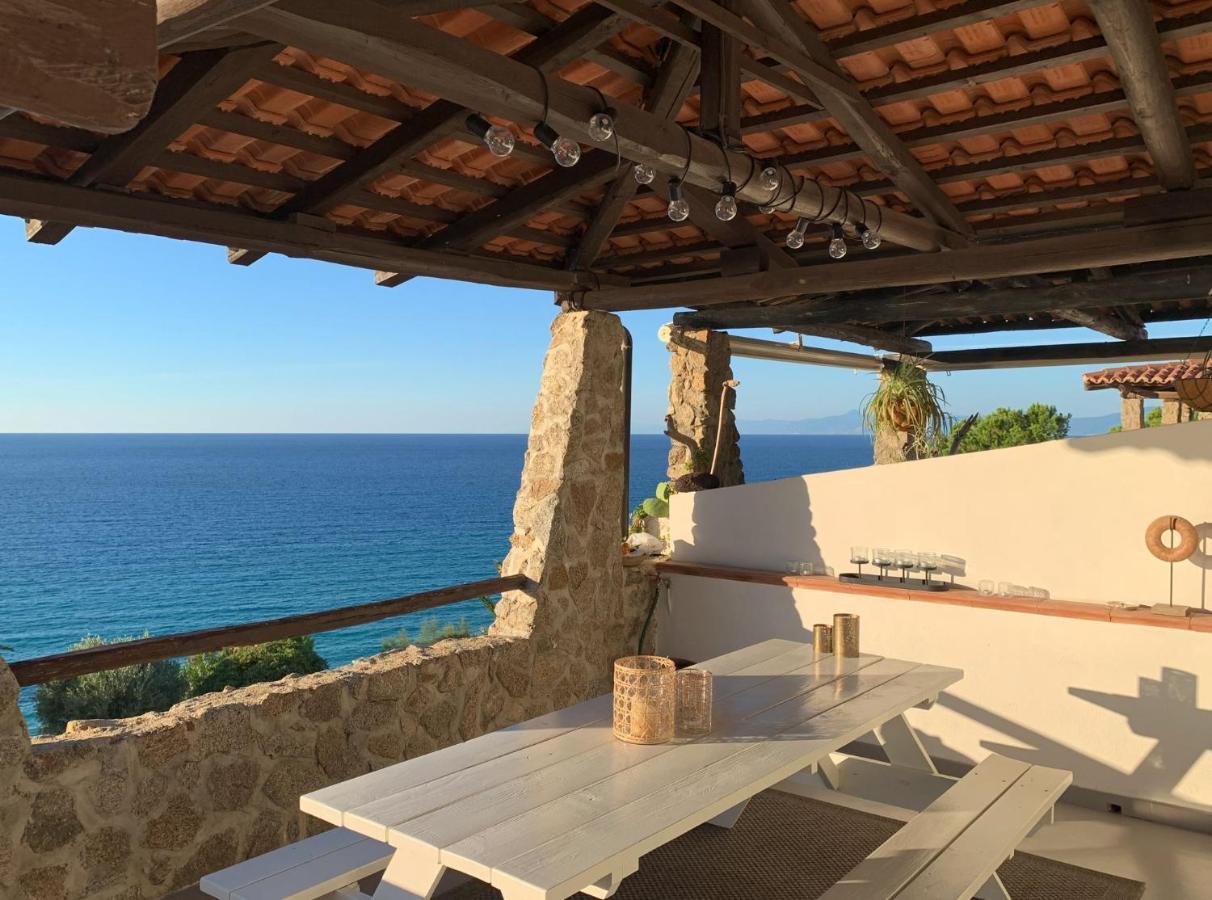 Boutique Apartment With Beach Within Walking Distance, Near Tropea Parghelia Exterior photo
